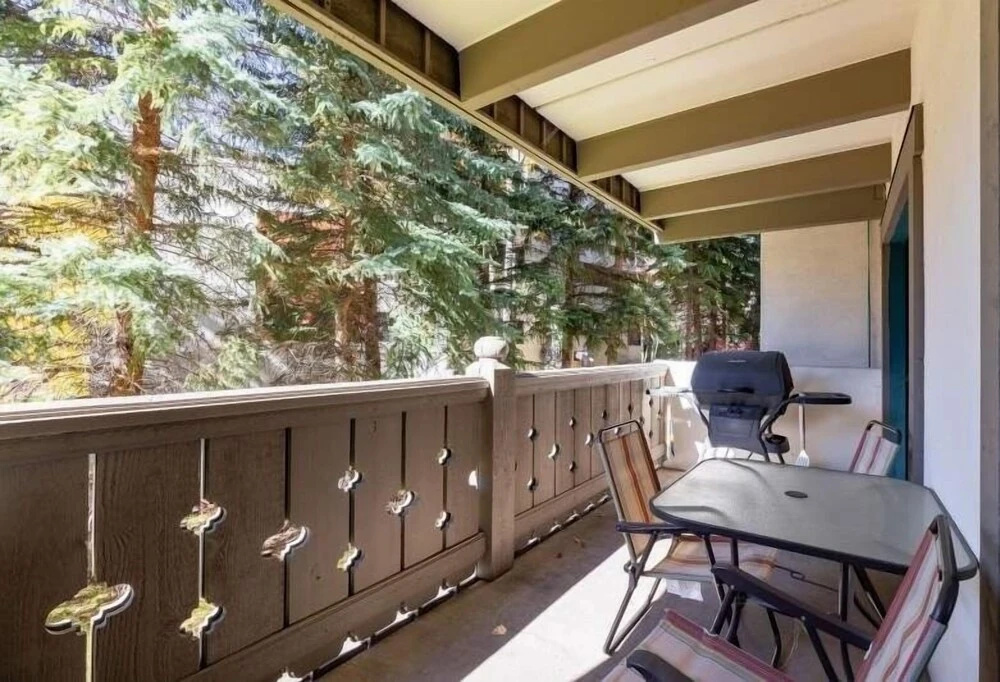 Condo with Outdoor Heated Pool and Free WiFi by RedAwning