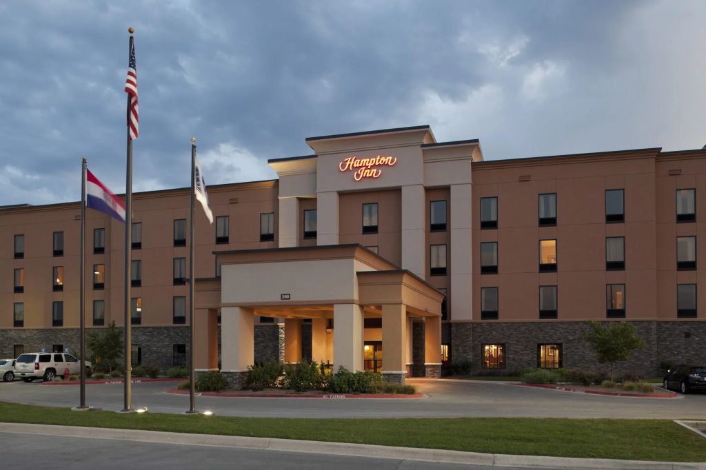 Hotel photo 1