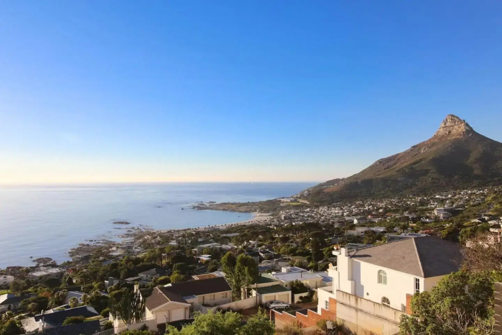 34 Theresa Avenue - Spectacular Villa with Panoramic Views
