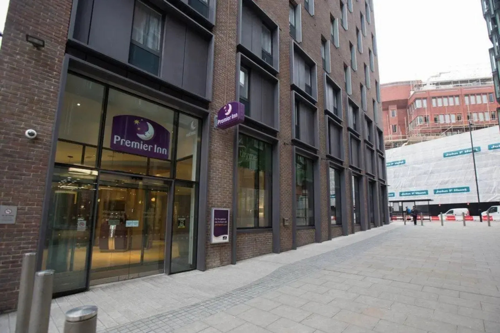 Premier Inn London City - Old Street — фото