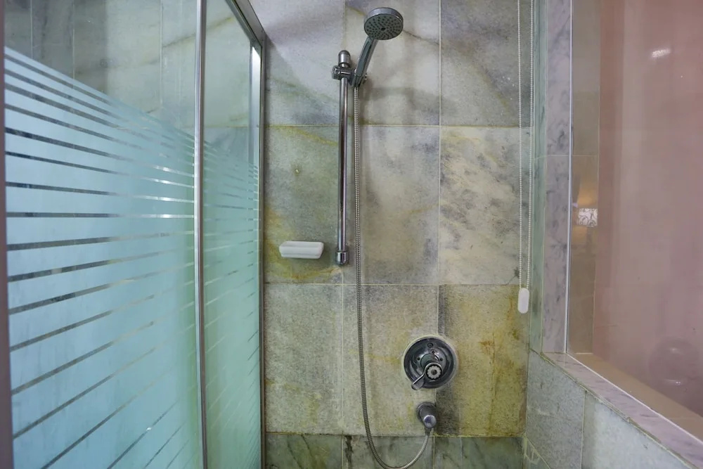 Johns Pardede International Hotel - Chambres