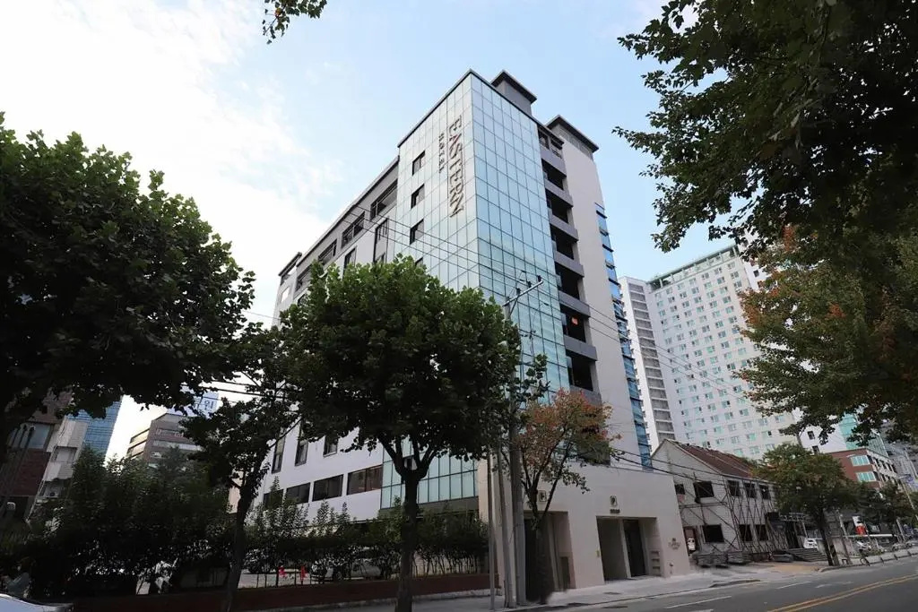 Dongdaegu Station Eastern Hotel