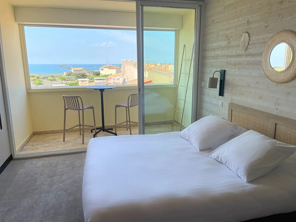 Comfort Double room with balcony (full double bed)