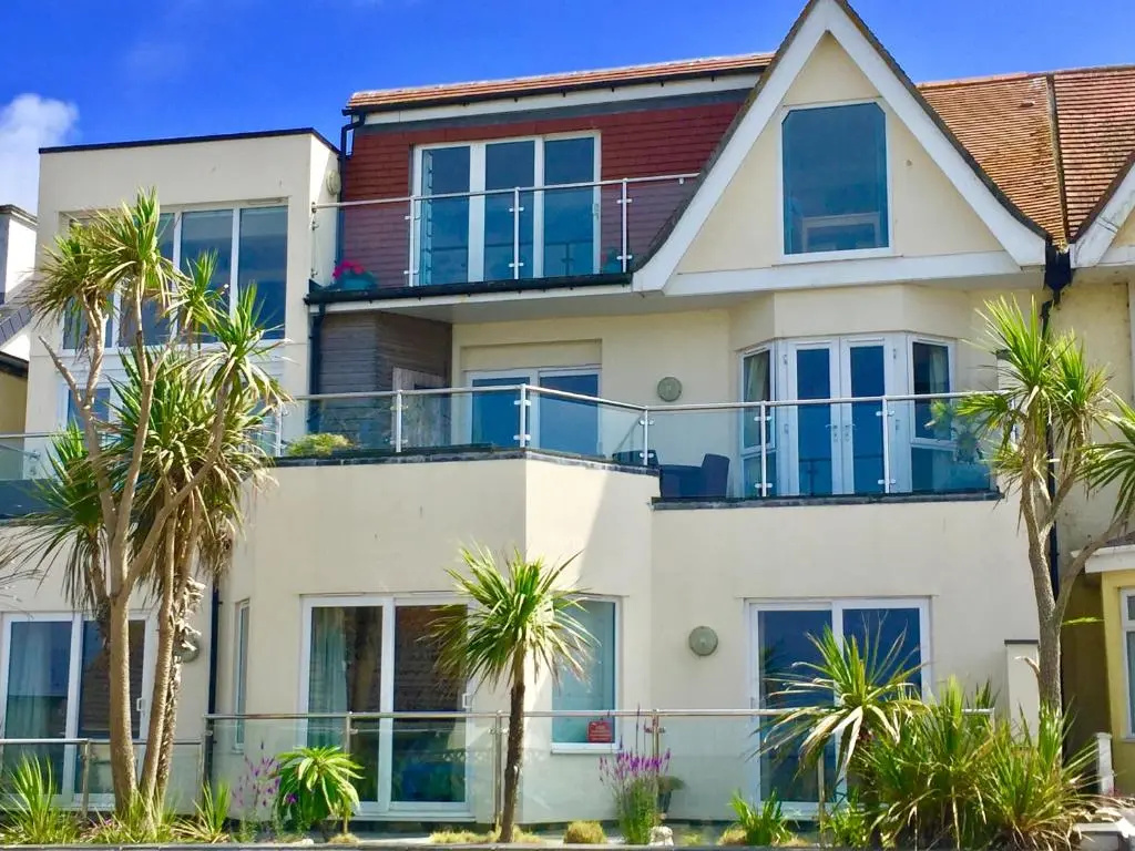 SEA BEACH & COASTAL VIEWS from LRG SUN TERRACE G Bay Apartments OVERLOOKS FISTRAL BEACH MOST DESIRABLE LOCATION SLEEPS & DINES 6 which includes SOFABED 2 BATHROOMS AL FRESCO Dining Smart tv all rooms PRIVATE PARKING 2 CARS sat-sat only April-Nov please