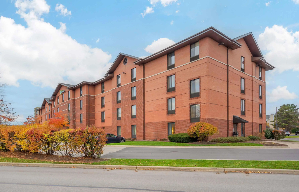 Extended Stay America Suites Chicago Lombard Yorktown Center