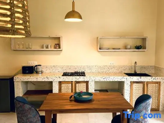 Deluxe apartment for 2 people with AC, openplan kitchen and AC Villa Bahati