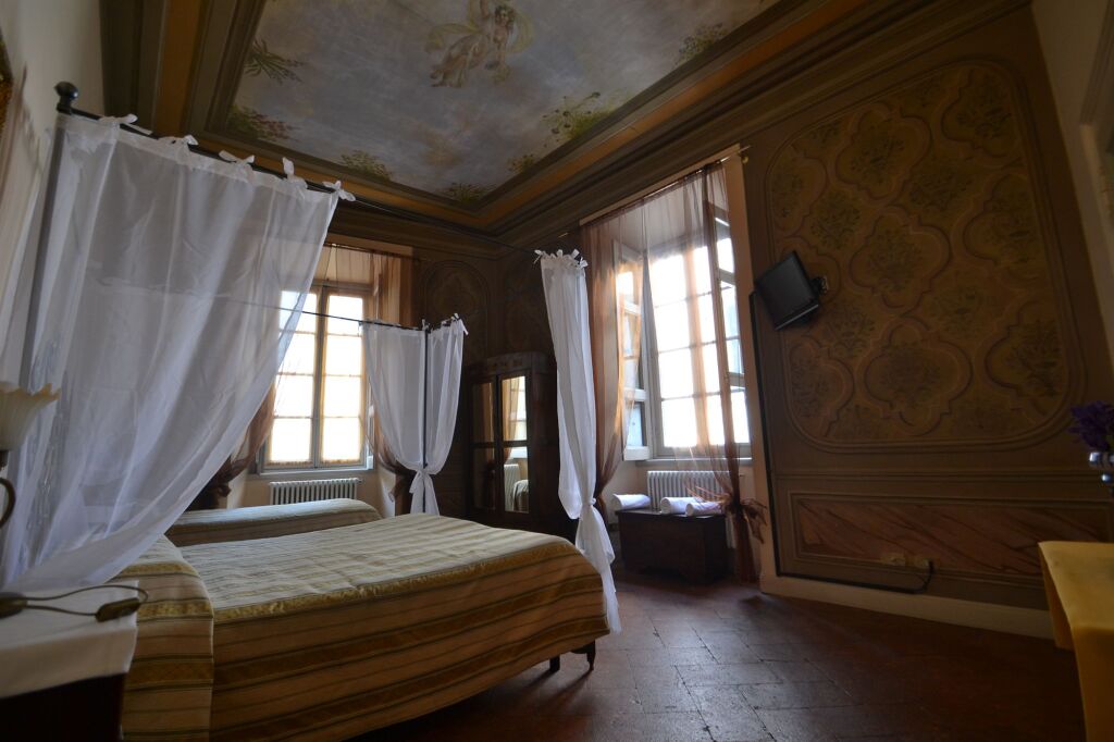 gallery_image_hidden_13