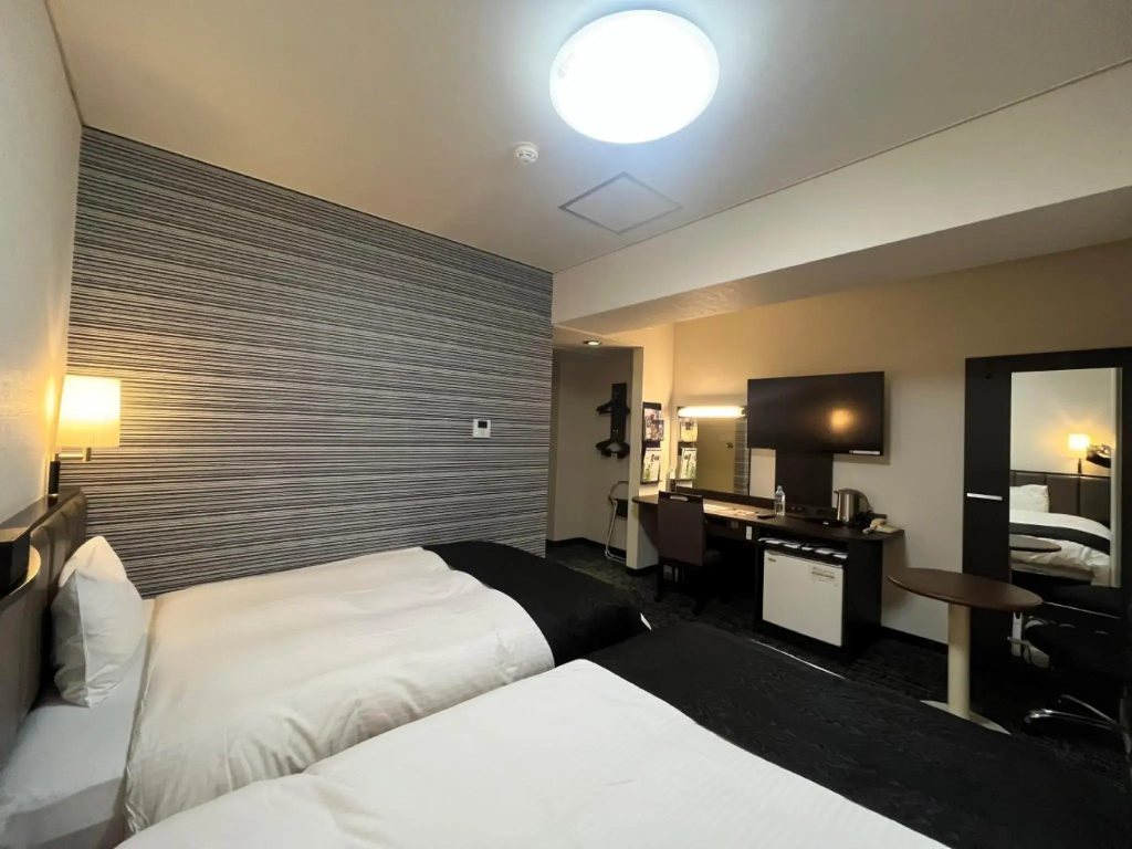 APA Hotel Owariichinomiya Station - Général