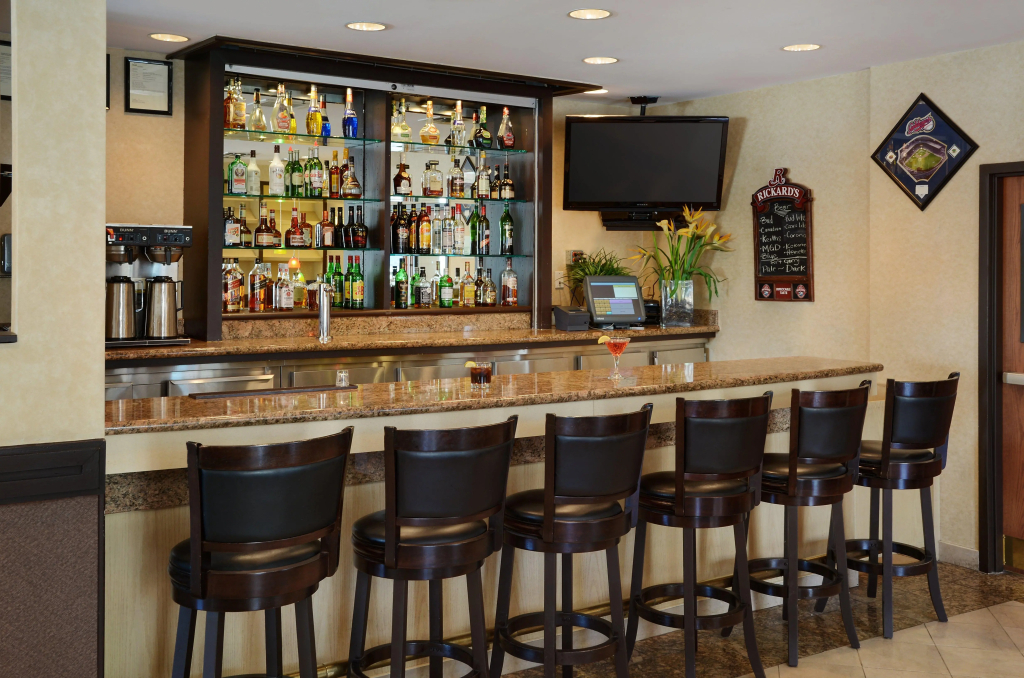 Holiday Inn and Suites Winnipeg Downtown by IHG - фото 25