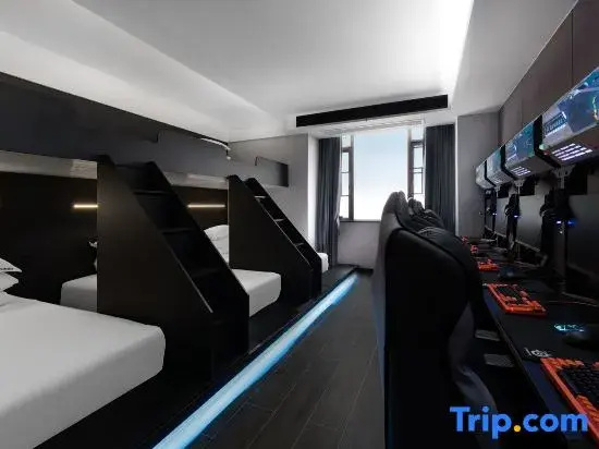 Standard Quintuple room
