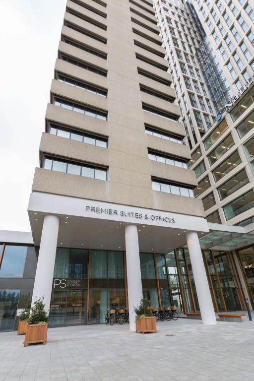 PREMIER SUITES PLUS Rotterdam - фото 1