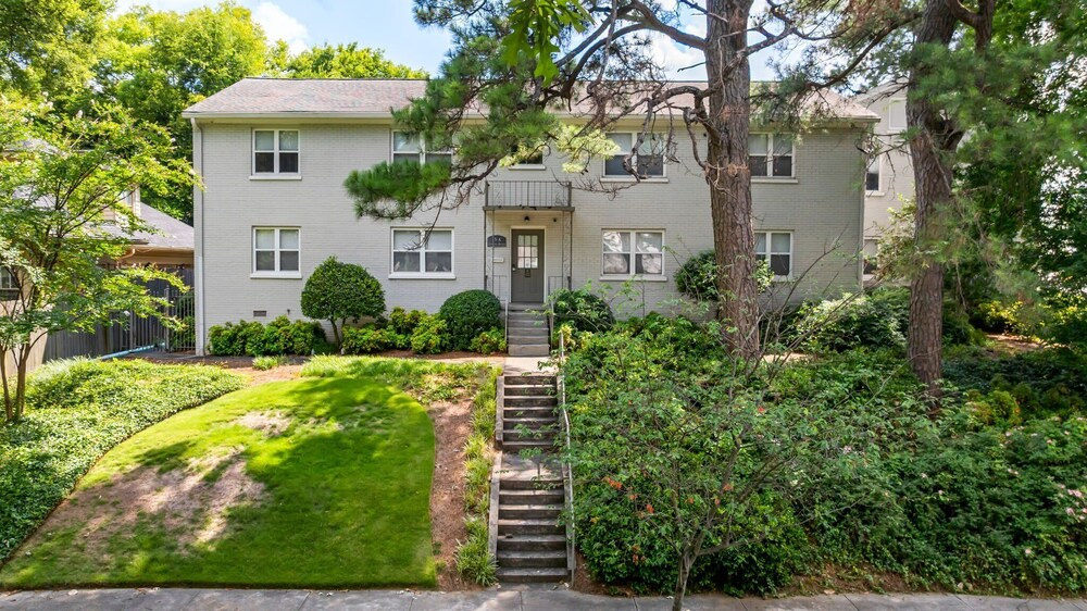 Brookwood Courtyard by BCA Furnished Apartments Bcc1b 11 K