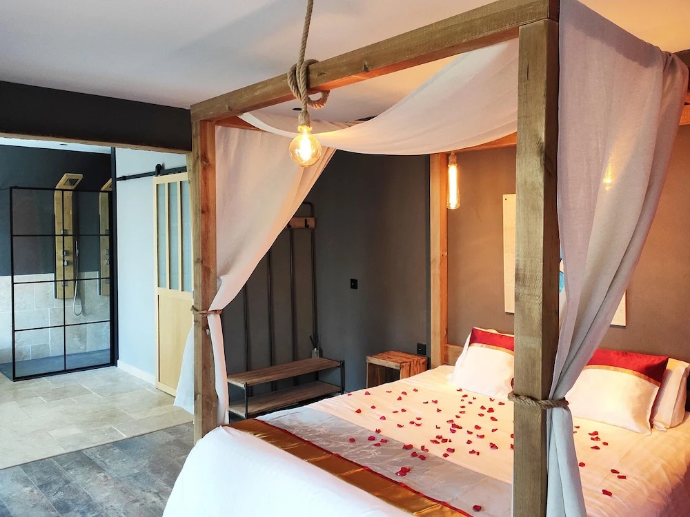 Hotel photo 30
