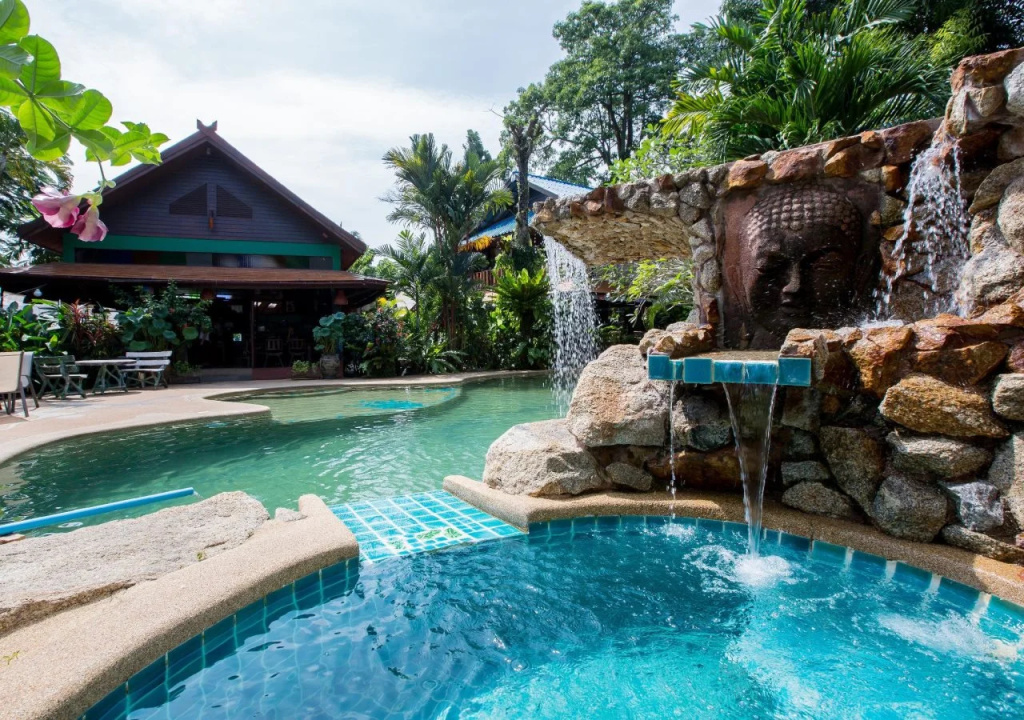 Pool