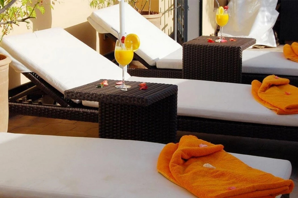 Hotel photo 12