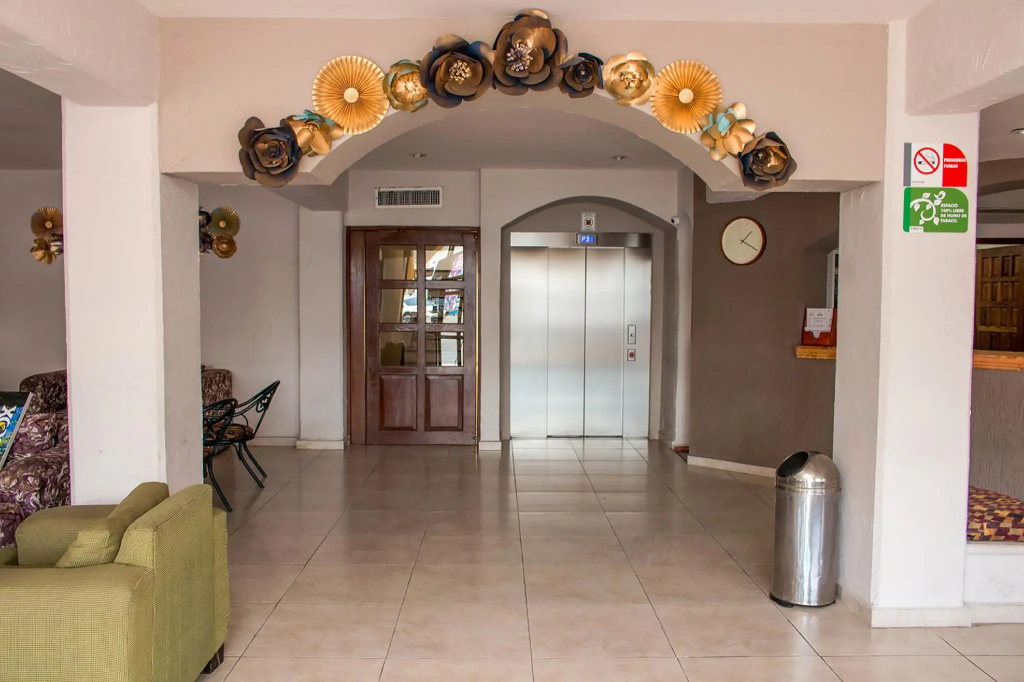 Hotel photo 2