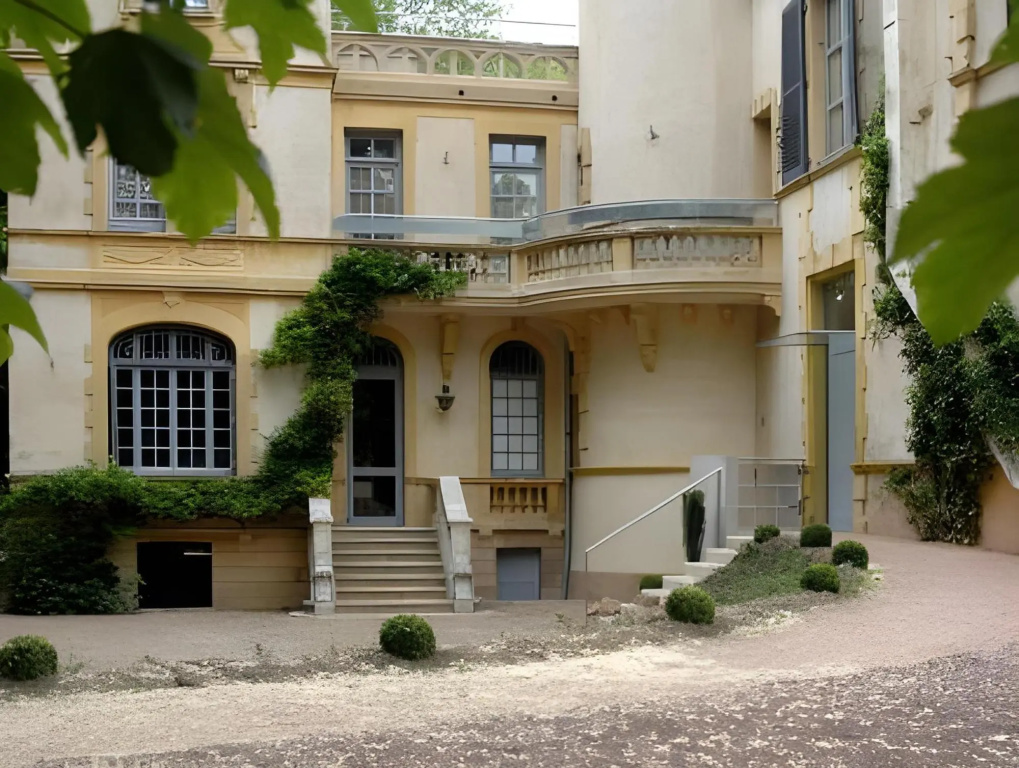 Chateau De Champlong