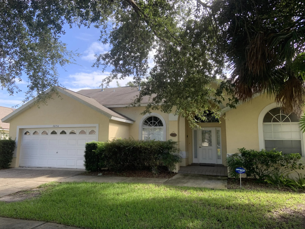 Great location with conservation views, Clermont, US