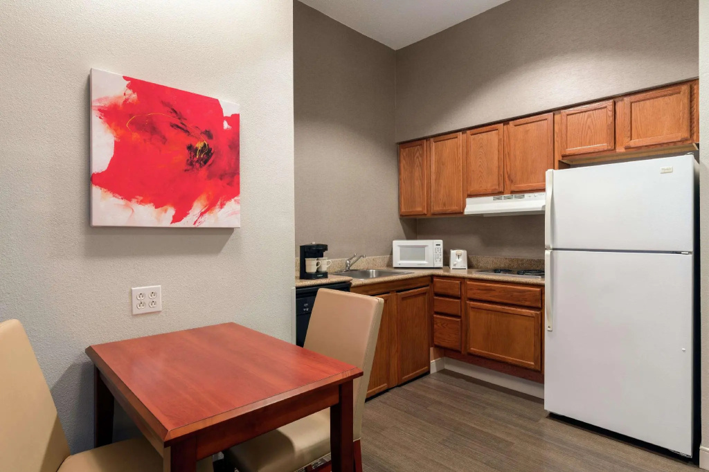 Homewood Suites by Hilton Providence/Warwick - Chambres