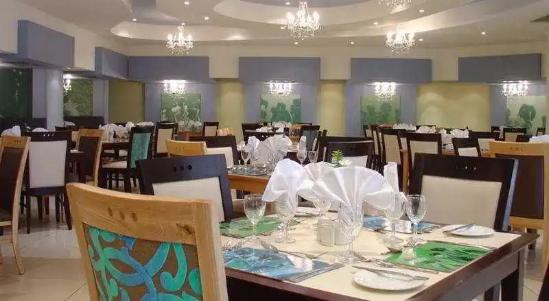 Food & Beverage