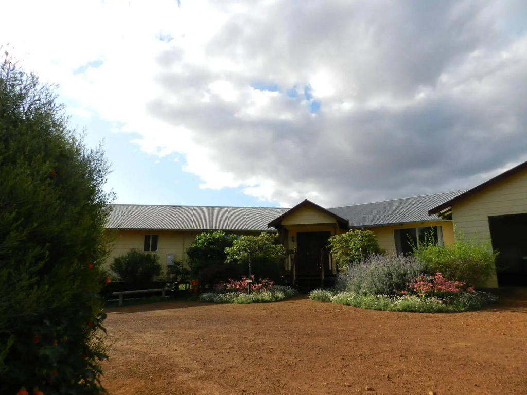 Shambhala Guesthouse