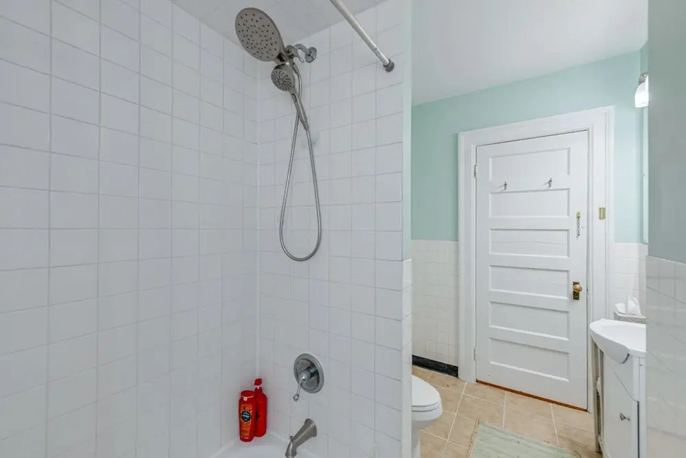 2 Mi to Peace Bridge: Victorian-style Apartment — фото 6