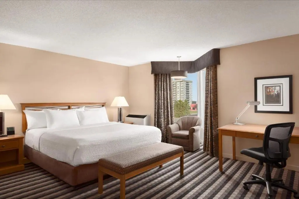 Royal Hotel West Edmonton, Trademark Collection by Wyndham - Chambres