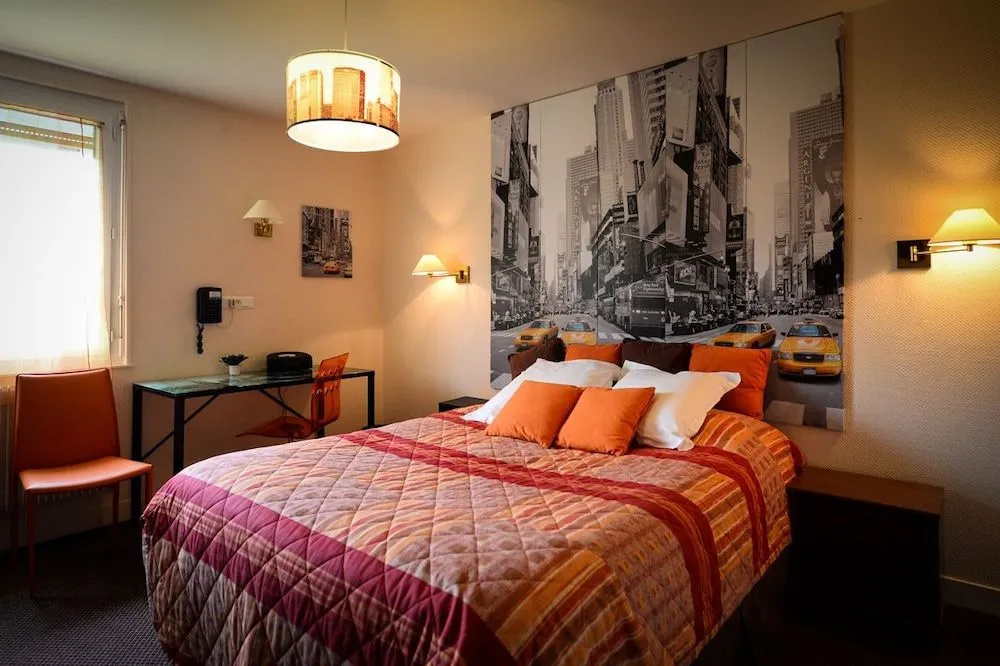 Voir la photo 2 — Logis Au Relais de la Lieure