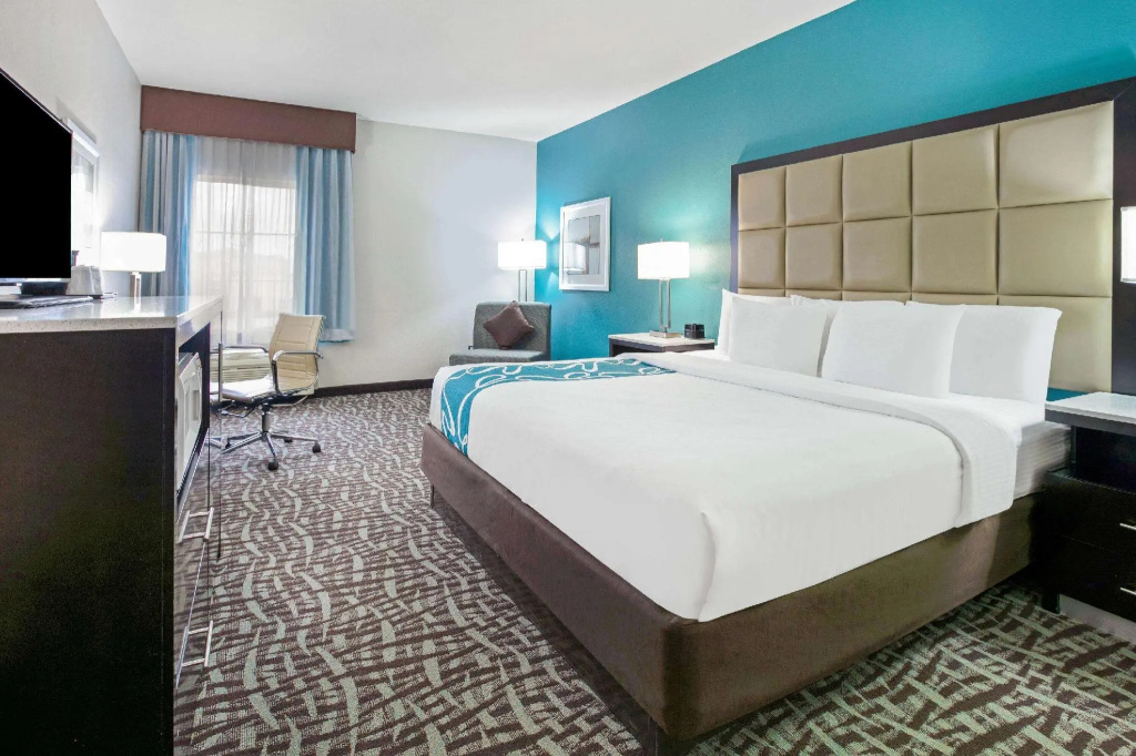 La Quinta Inn & Suites by Wyndham Paris - Chambres