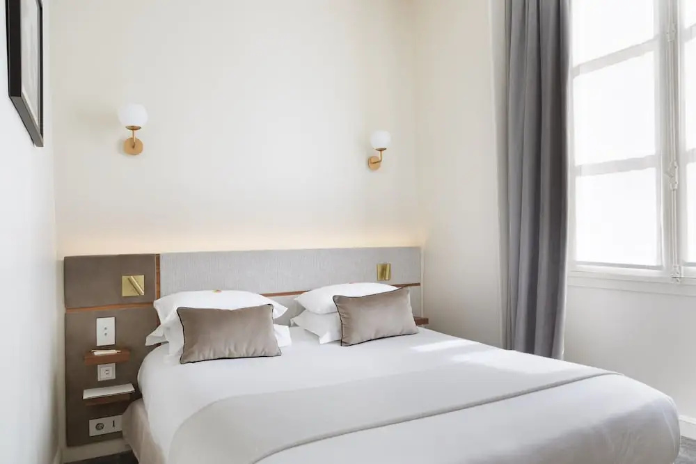 Hotel Verneuil 47