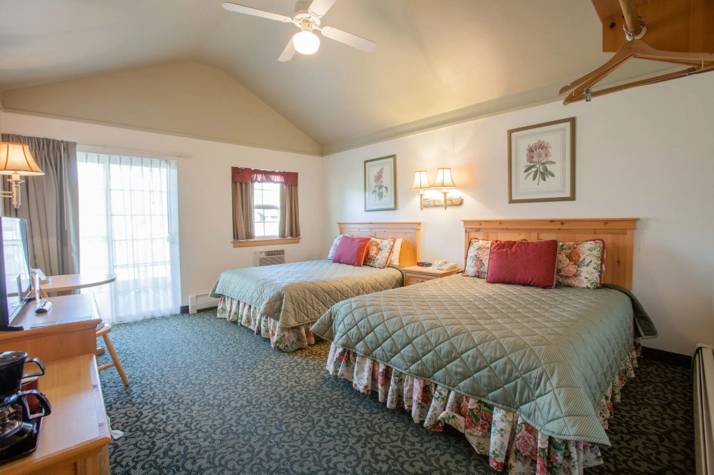 River's Edge Resort photo 4