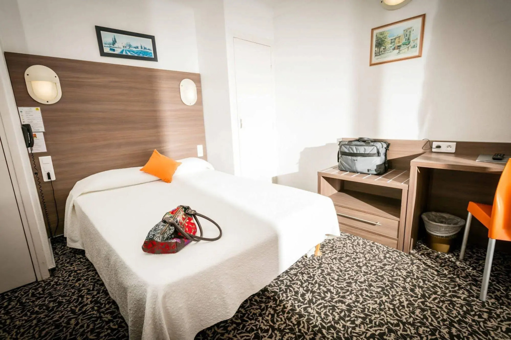 Logis Hotel et Restaurant Le Galion Canet Plage - Général