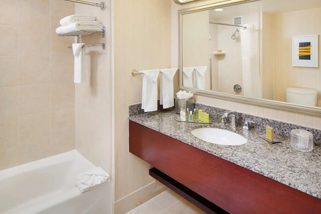 2 Bedrooms Suite