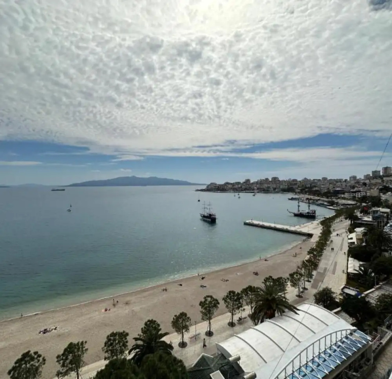Monte Cristo Hotel with Rooftop Pool - Général