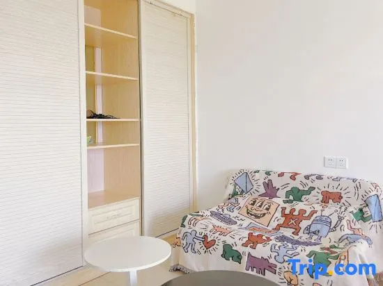 Rabbit Nest Themed Home (Jiashan Middle School Renmin Avenue)