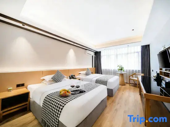 Deluxe Double room (twin beds)