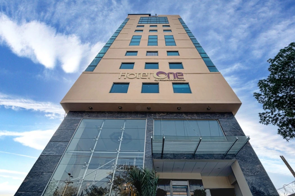Hotel One Tower Gulberg