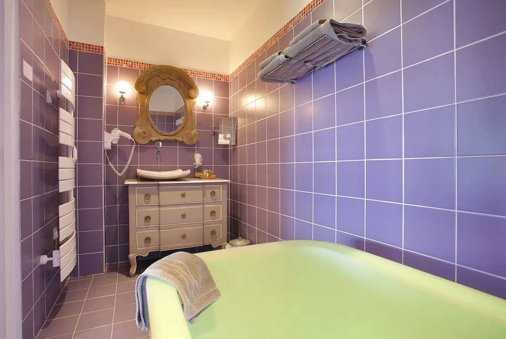 Deluxe Double room with sea view (full double bed)