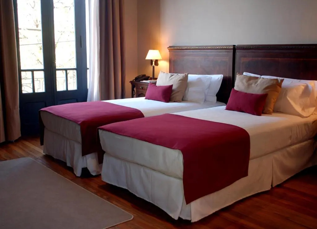 Classic Double room (full double bed)