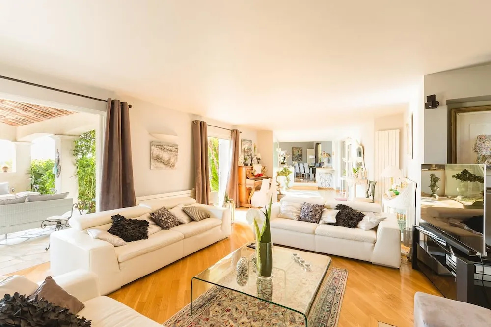 Villa With 4 Rooms in Saint Paul de Vence, With Wonderful sea View, Pr