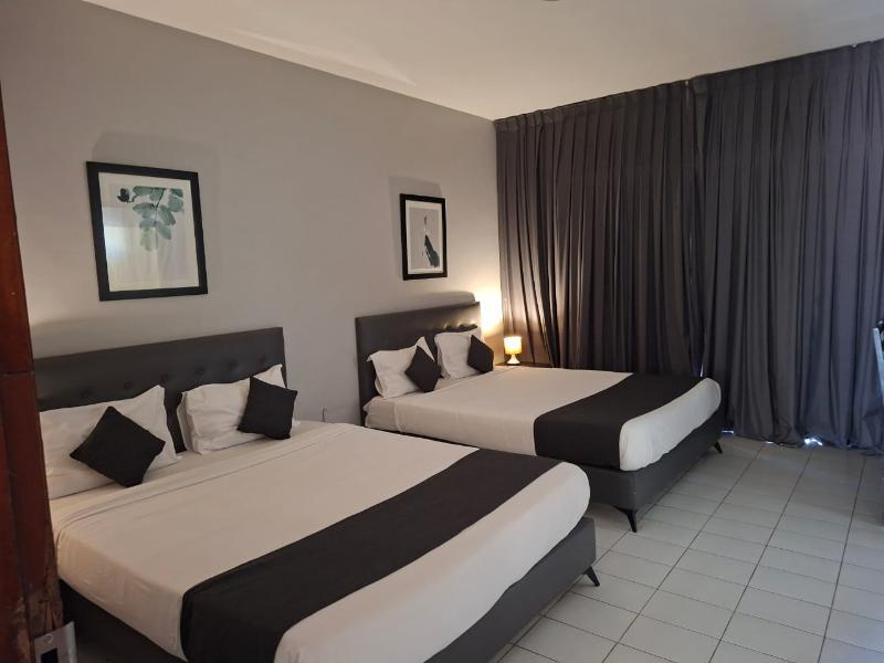 Standard Quadruple room with balcony