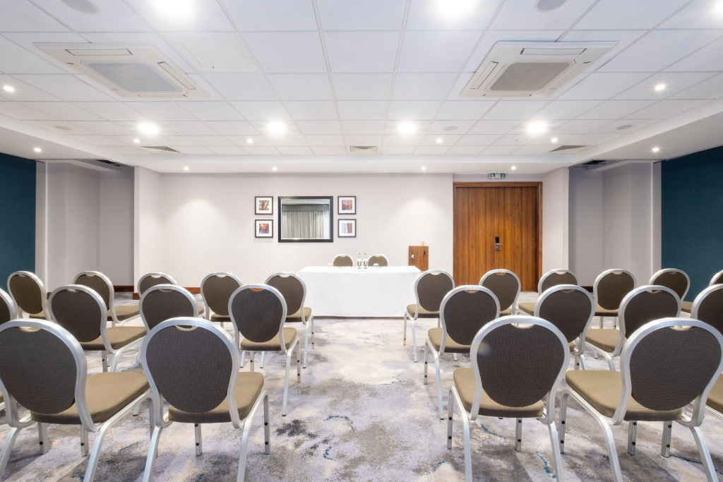 Holiday Inn Stevenage by IHG - фото 22