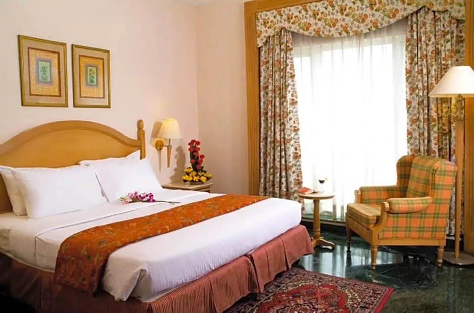 Savoy Suites Noida - Chambres
