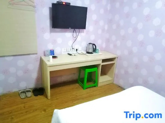 Economy Double room (full double bed)