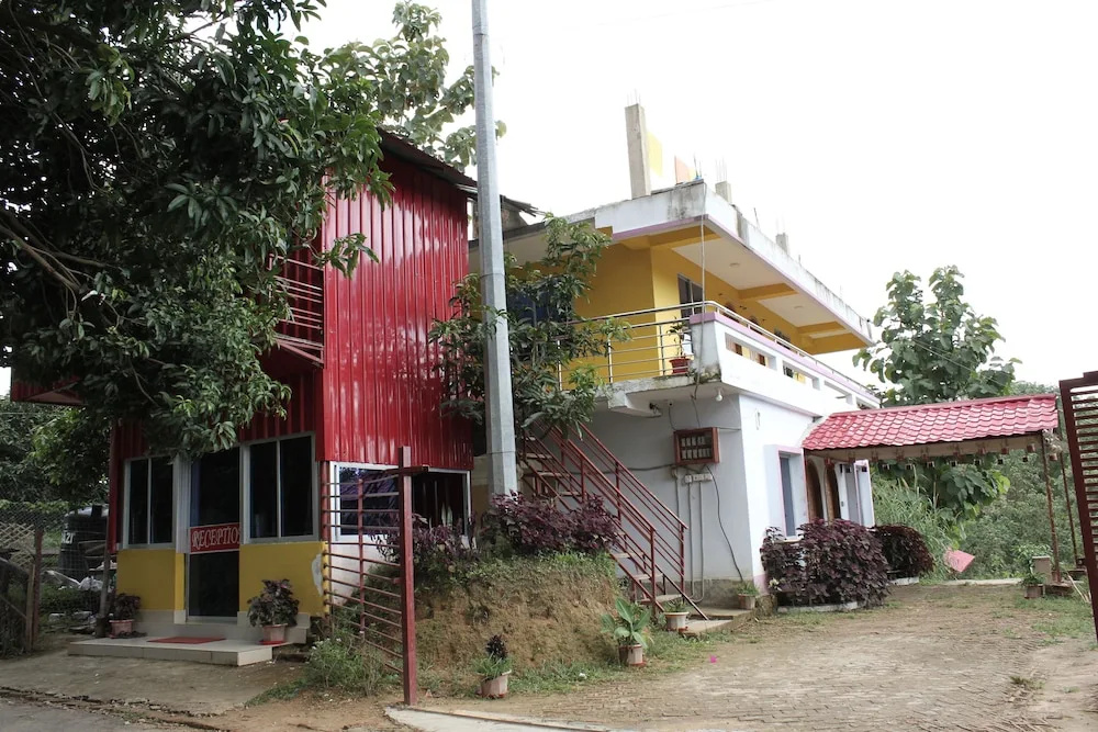 Fanush Resort