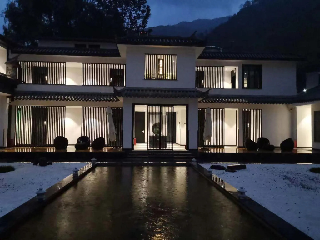Qingdu Fragrant Lodge (Shangri-La Tiger Leaping Gorge Branch) in Shangri-La