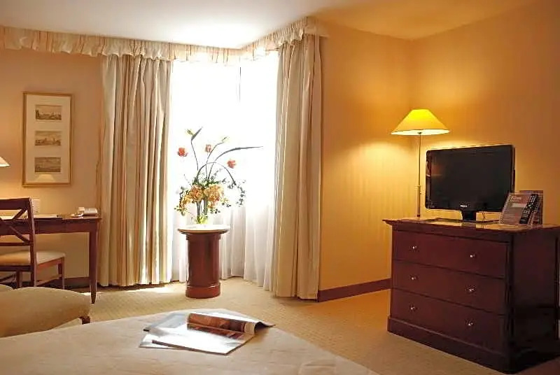 Occidental Hotel - Chambres