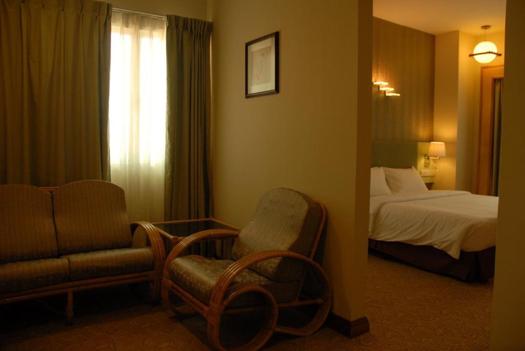 The Pavilion Hotel