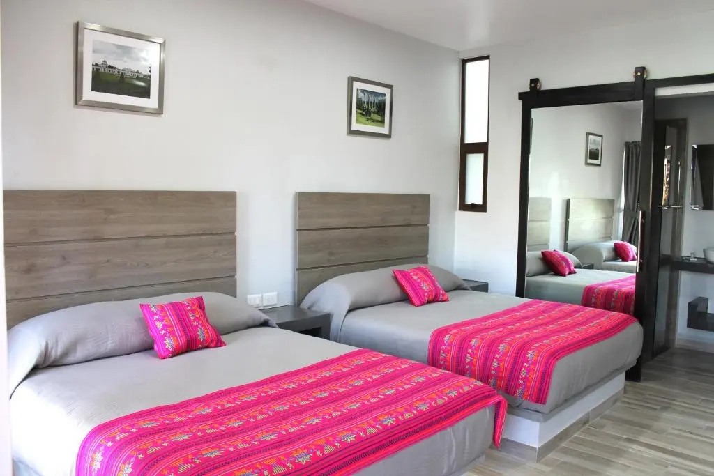 Deluxe Quadruple room