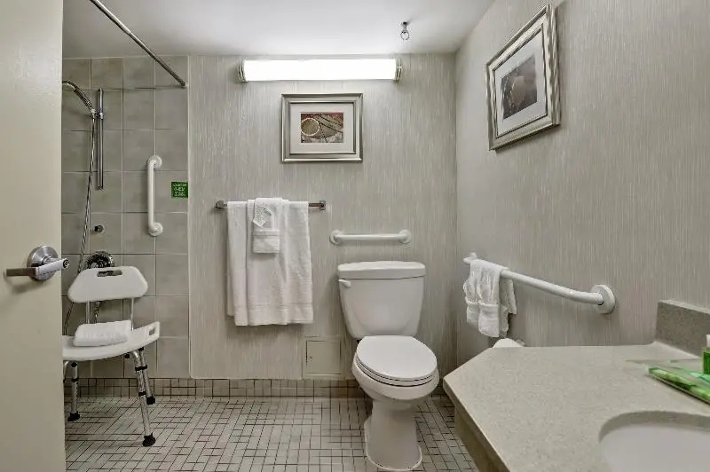 Holiday Inn Guelph Hotel and Conference Centre - Chambres